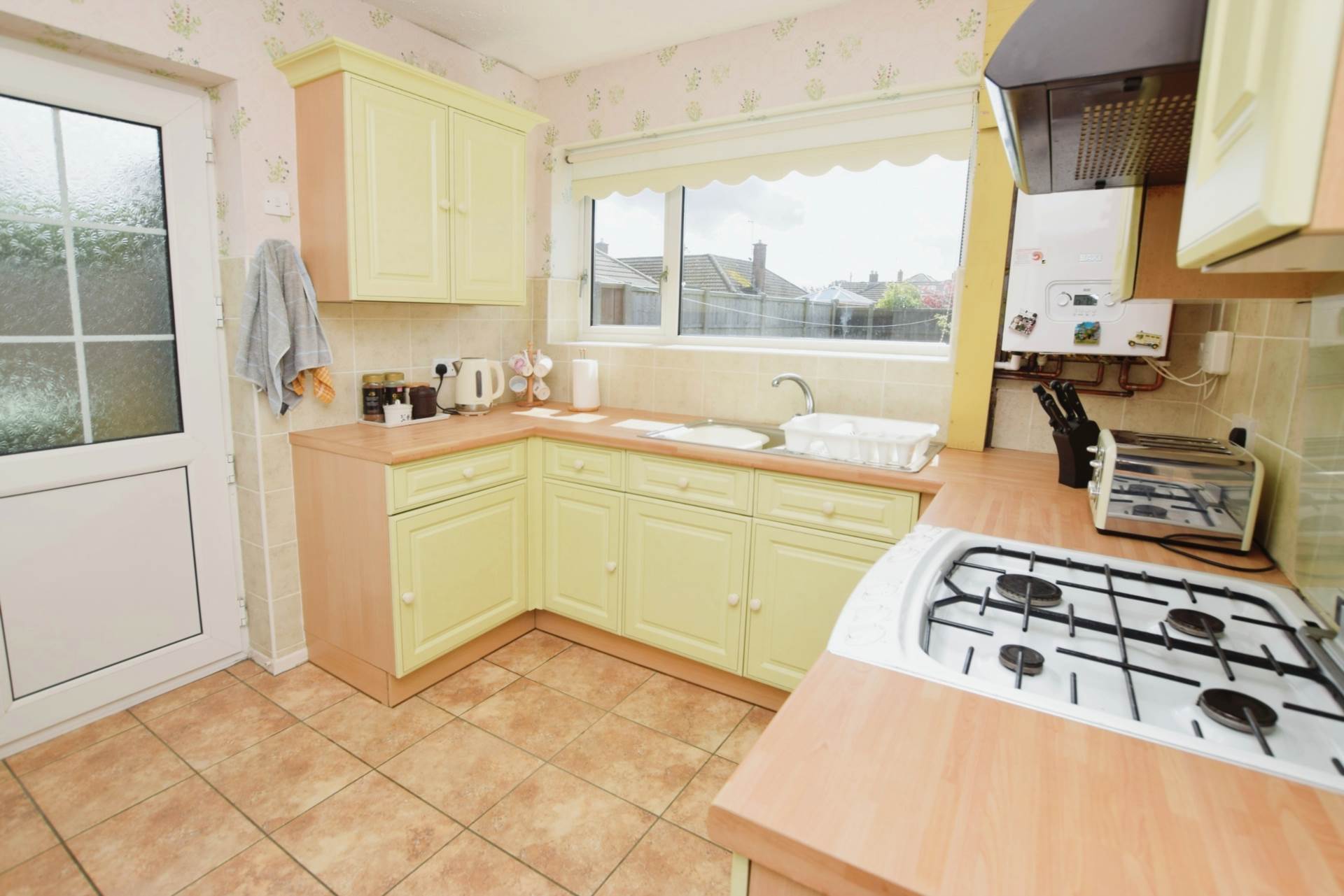 Bruce Crescent, Bromborough, Image 9