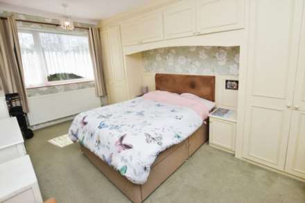 Bruce Crescent, Bromborough, Image 10