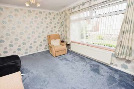 Bruce Crescent, Bromborough, Image 5