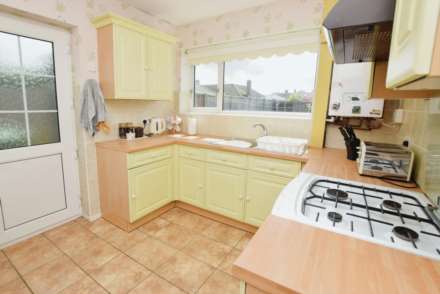 Bruce Crescent, Bromborough, Image 9