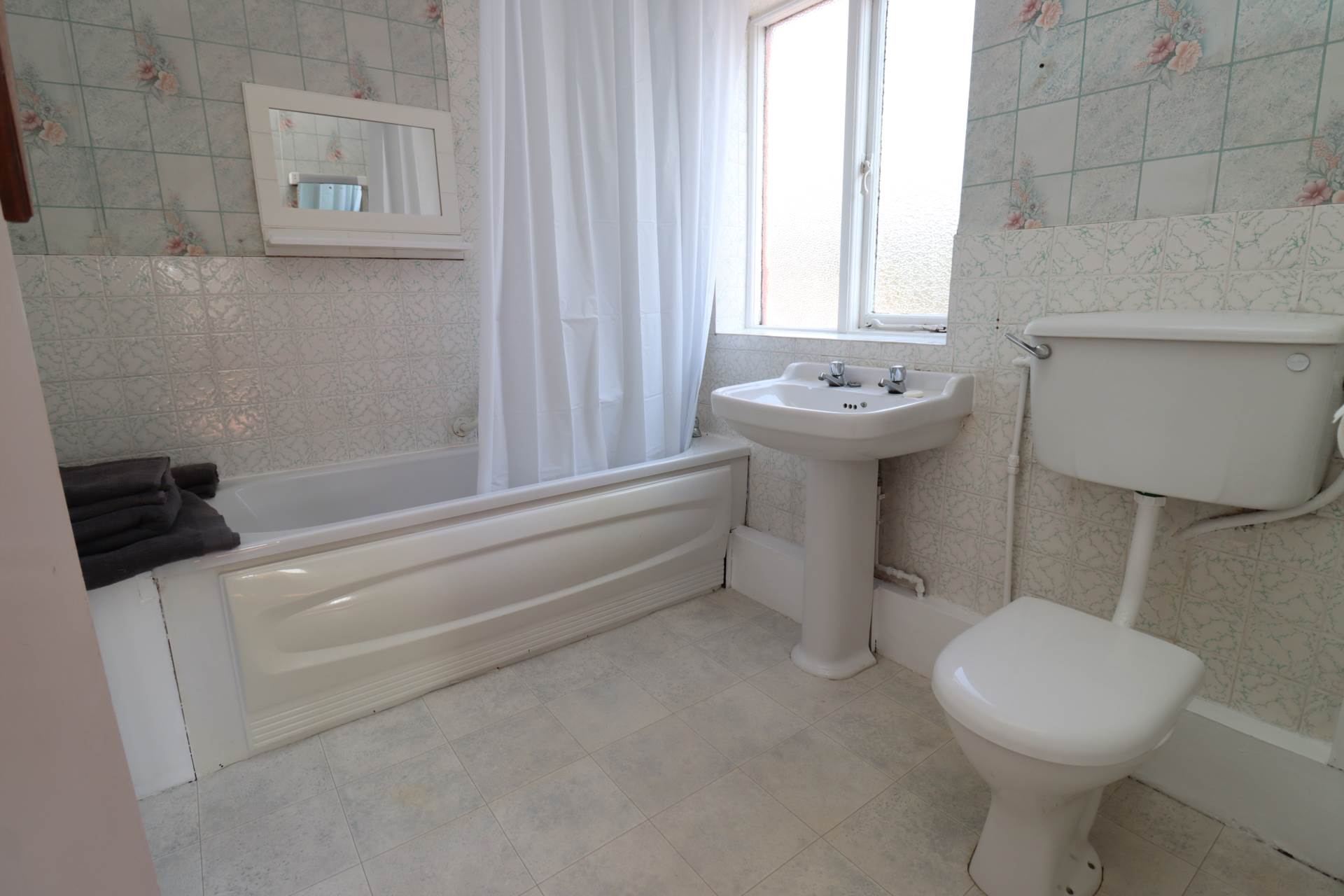 Princes Avenue, Eastham, Image 12