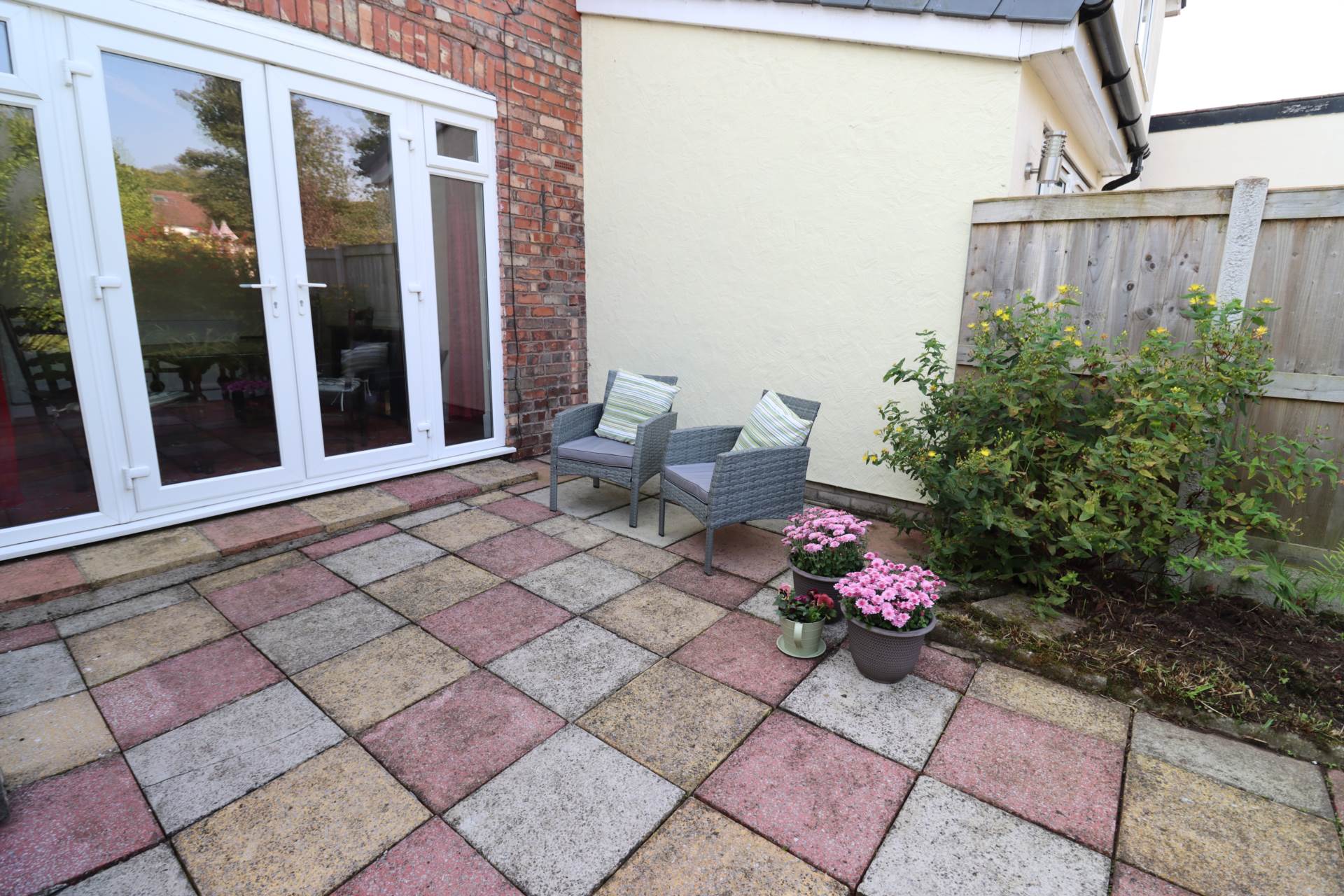 Princes Avenue, Eastham, Image 23