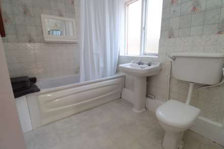 Princes Avenue, Eastham, Image 12