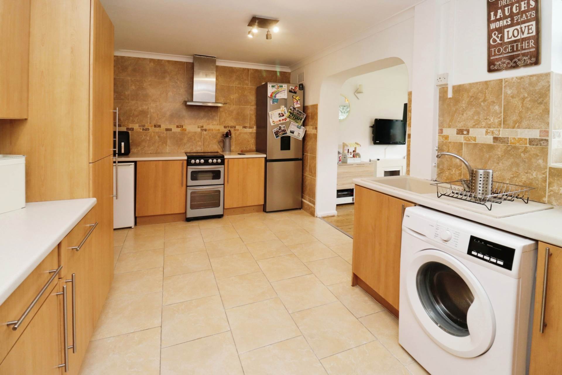 Clifton Avenue, Eatham, Image 4
