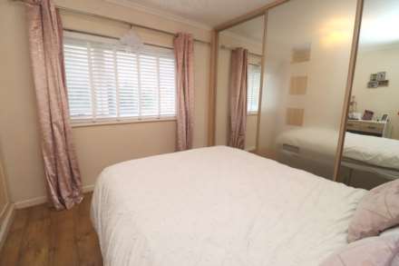 Clifton Avenue, Eatham, Image 9