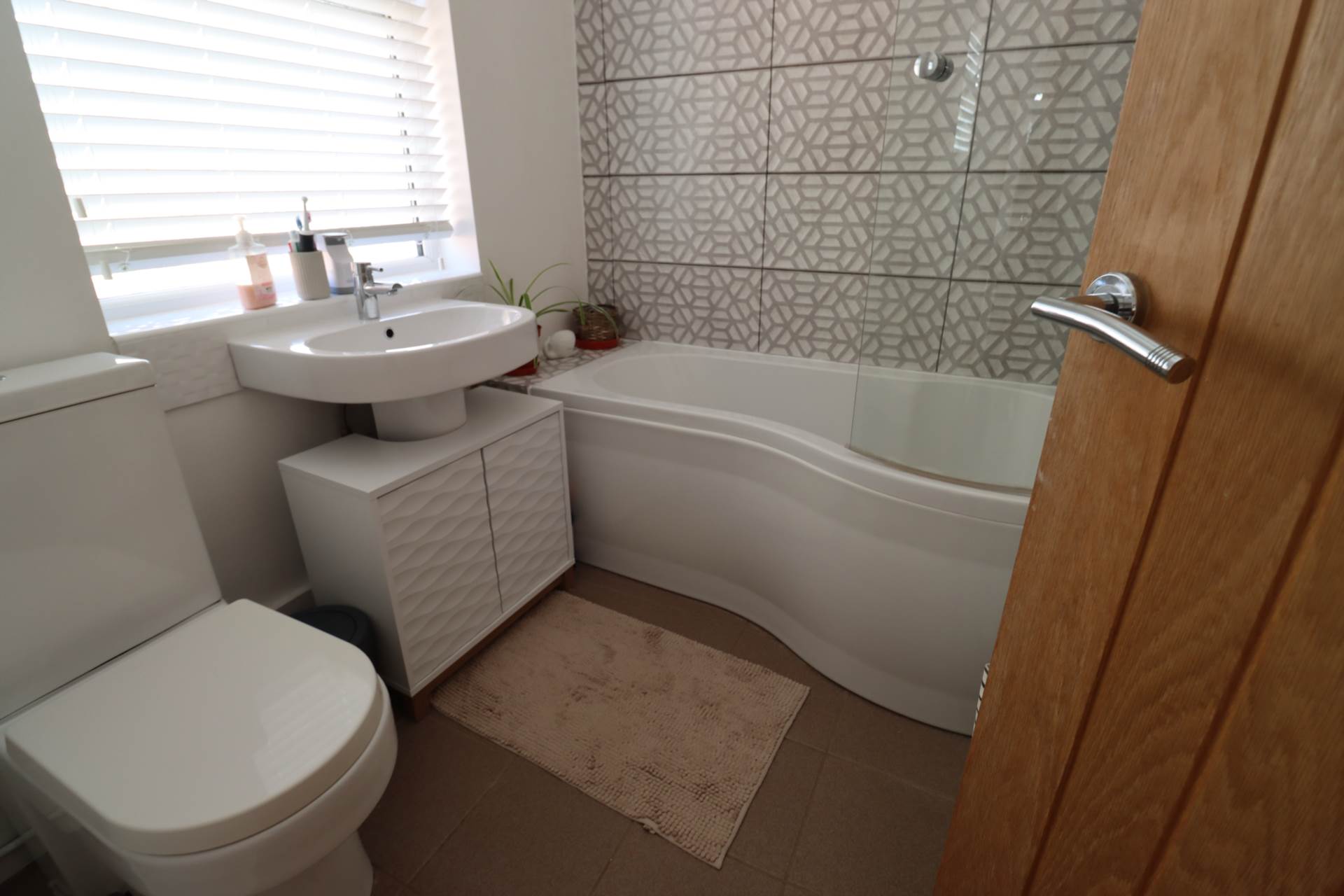 Bridle Road, Eastham, Image 16
