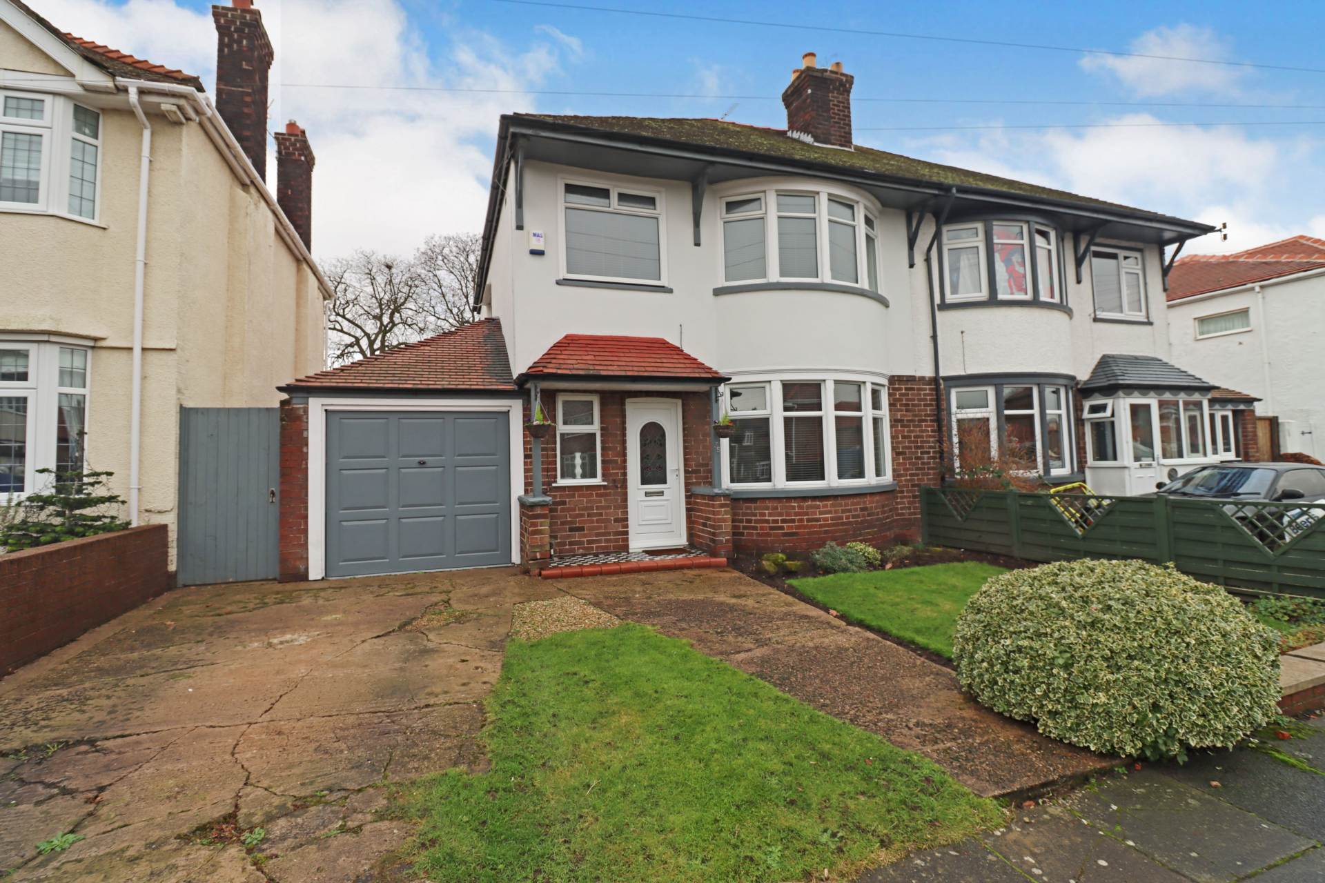 Queensbury Avenue, Bromborough, Image 1