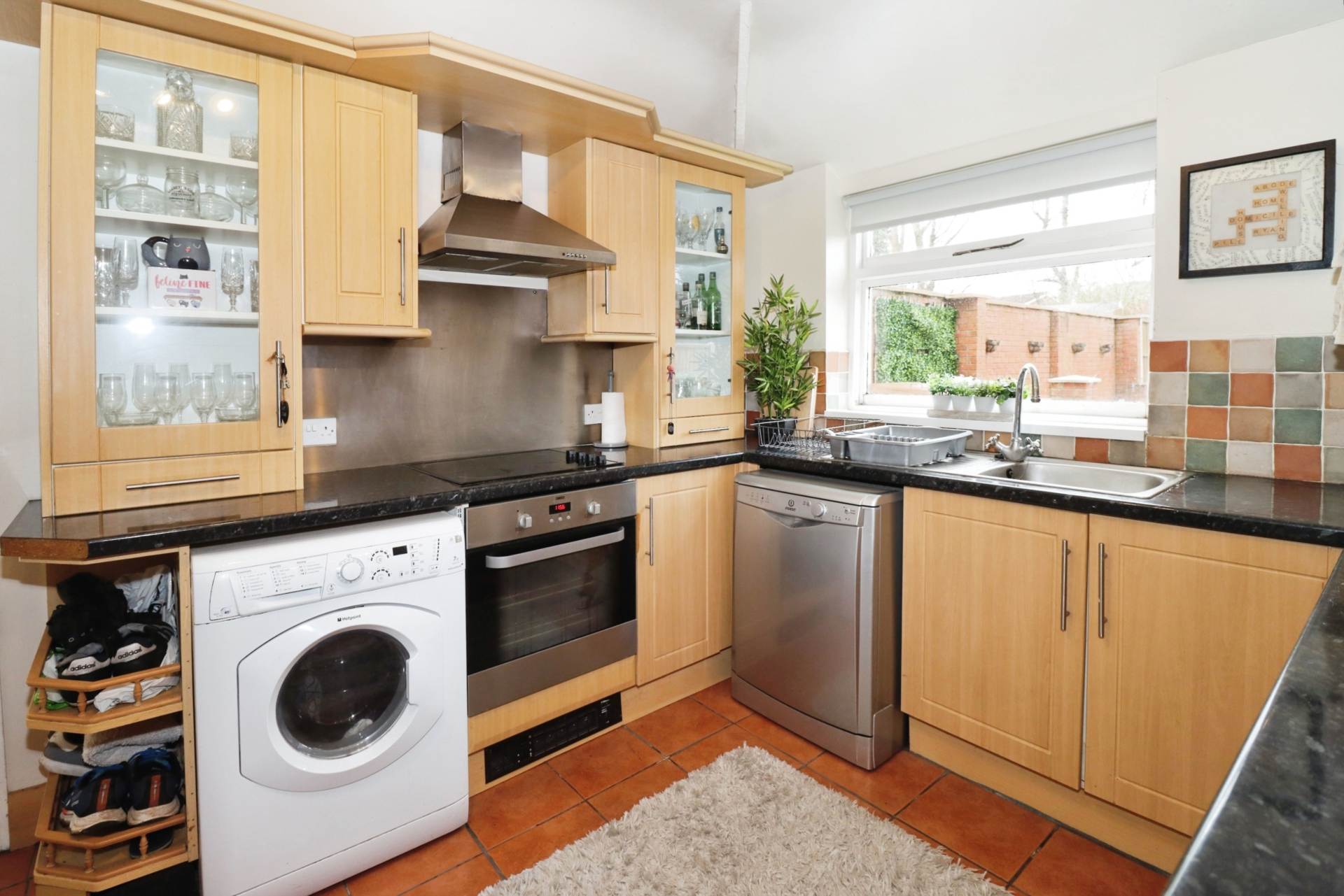 Queensbury Avenue, Bromborough, Image 10
