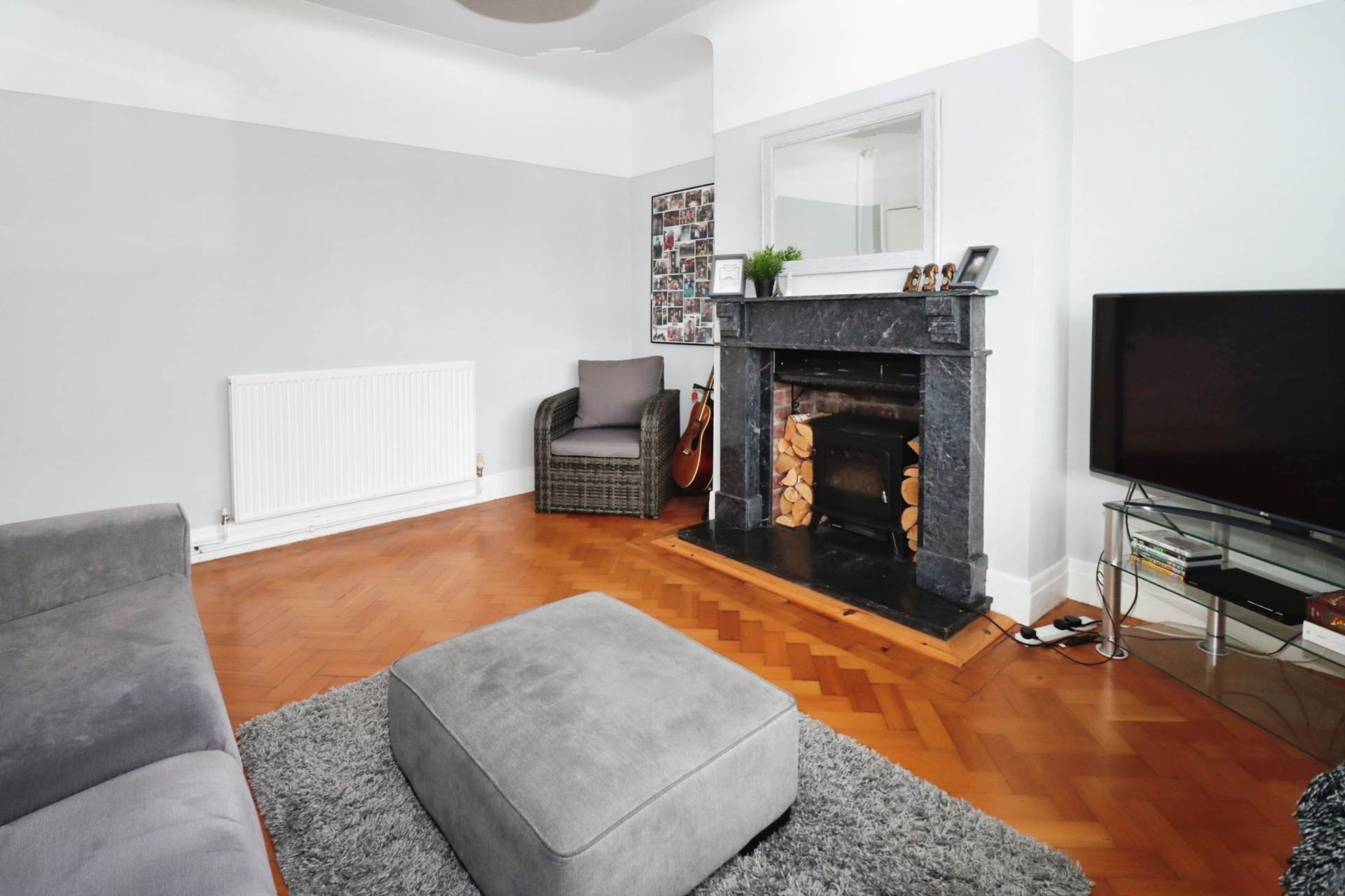 Queensbury Avenue, Bromborough, Image 6