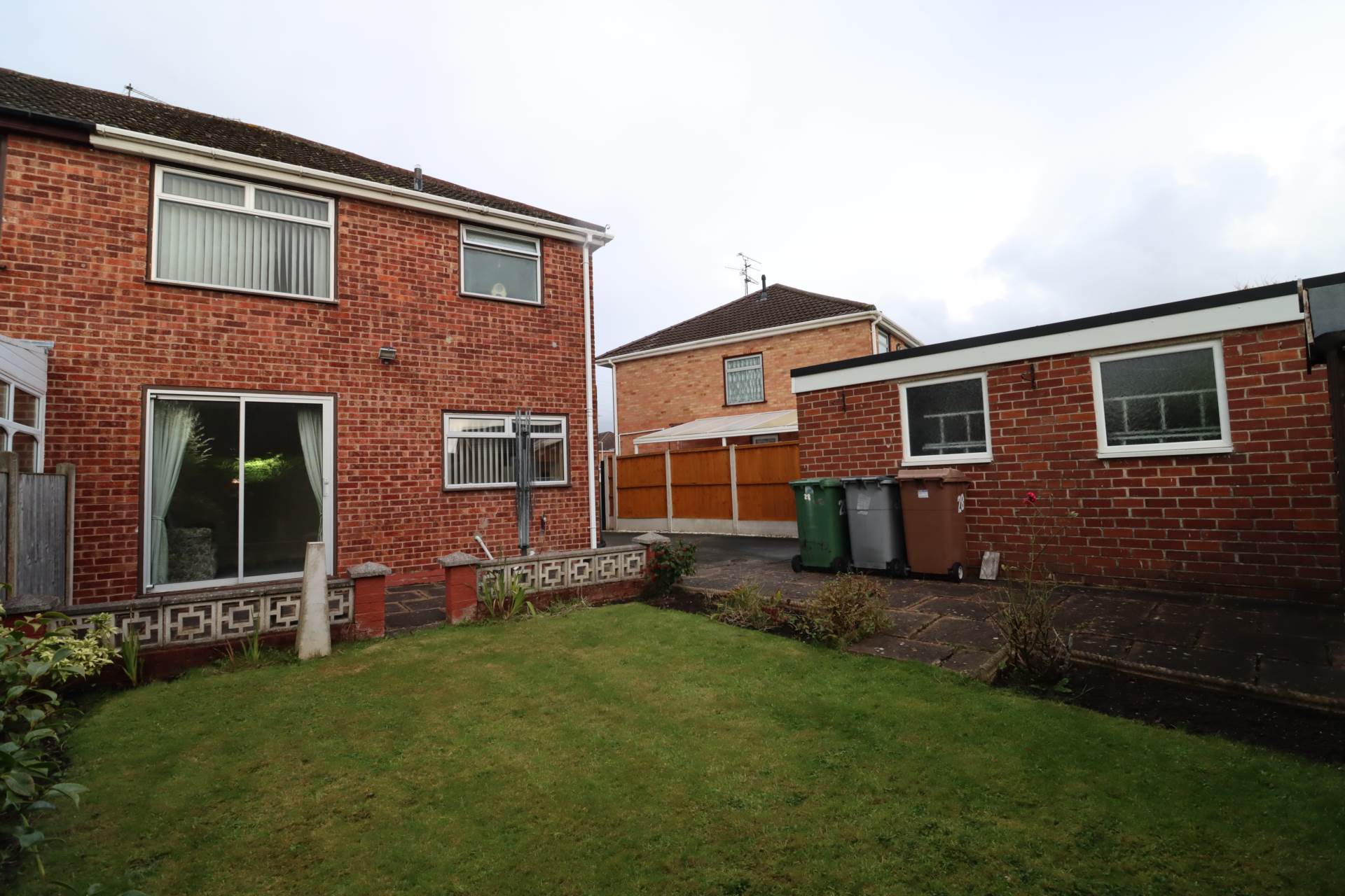 Harrogate Road, Eastham, Image 13