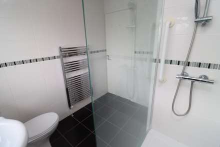 Harrogate Road, Eastham, Image 12