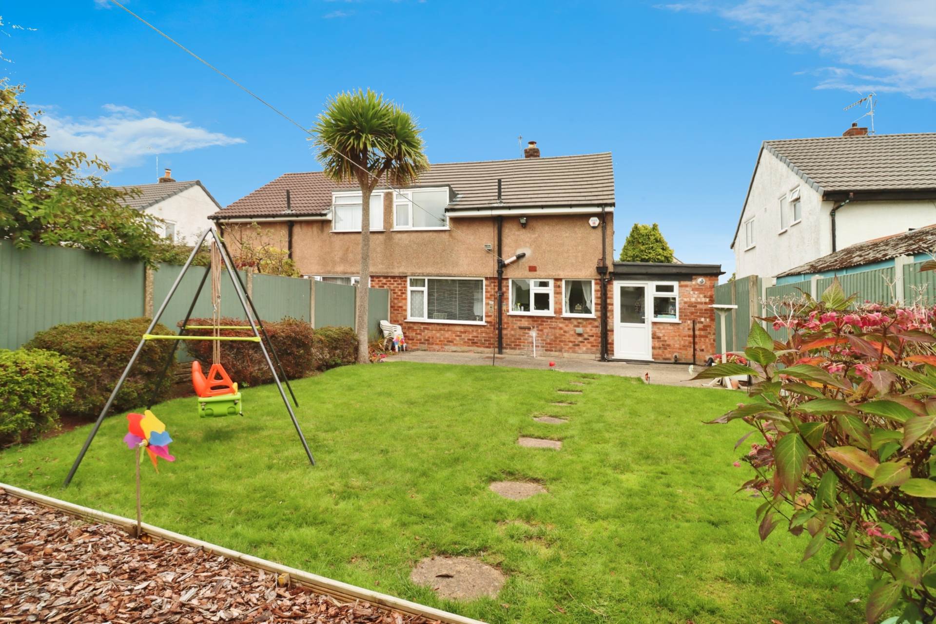 Hillary Road, Eastham, Image 14