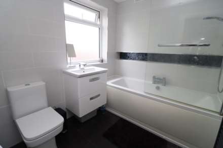 Bridle Road, Eastham, Image 17