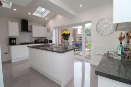 Bridle Road, Eastham, Image 2