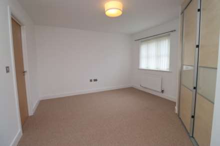 Hesketh Way, Bromborough, Image 10
