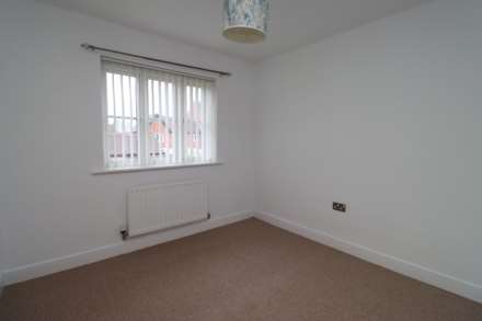 Hesketh Way, Bromborough, Image 12