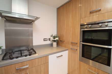 Hesketh Way, Bromborough, Image 5