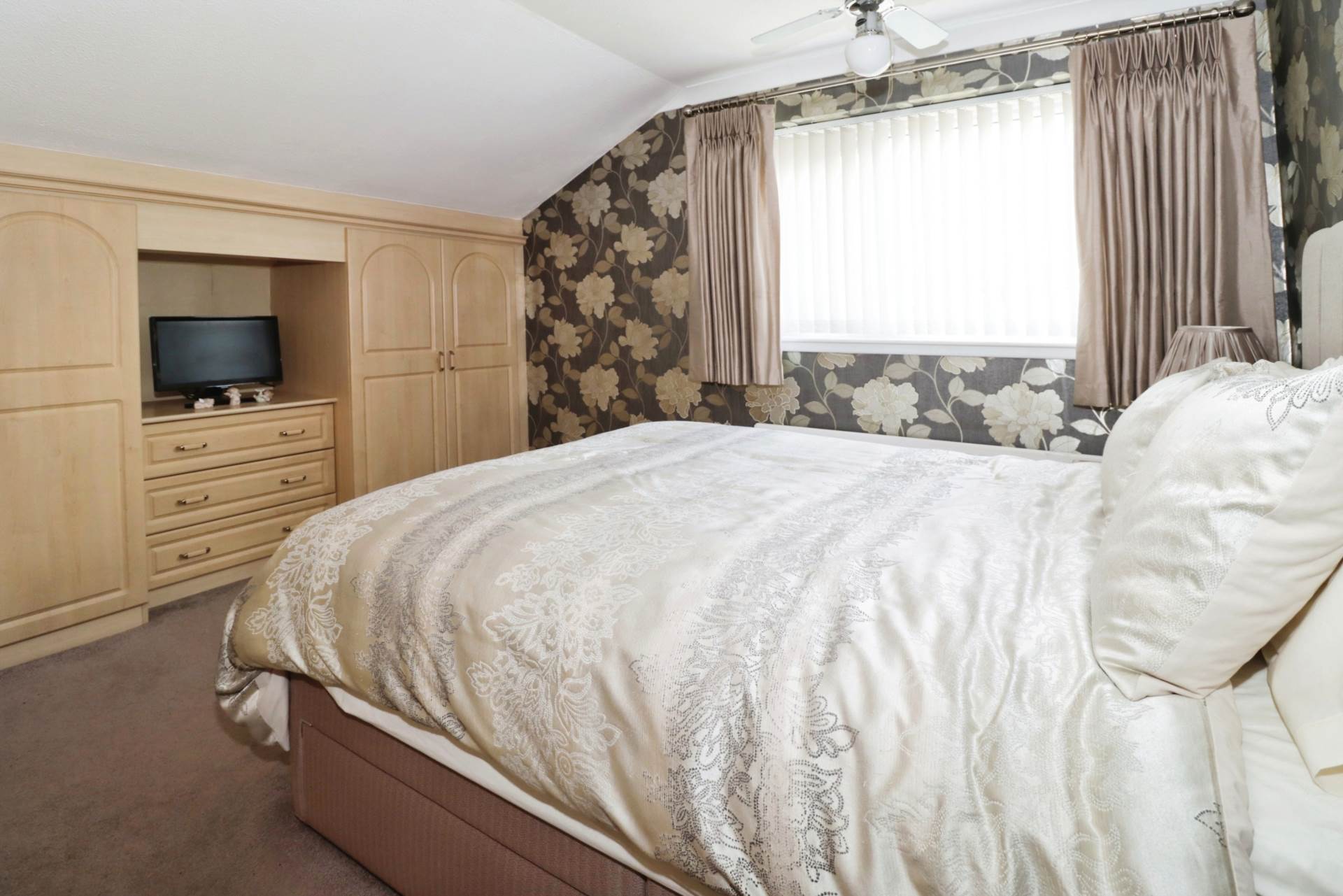 Rockfarm Drive, Neston, Image 10