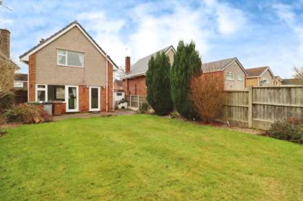 19 Wentworth Drive, Bromborough, Image 2