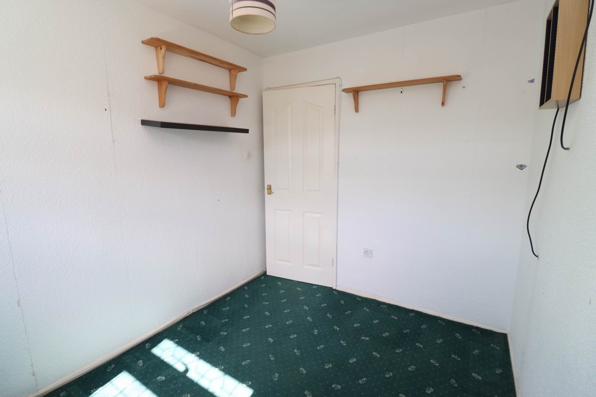Station Road, Neston, Image 12