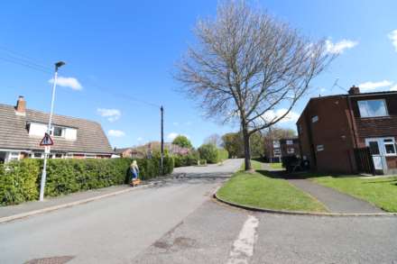 Station Road, Neston, Image 23