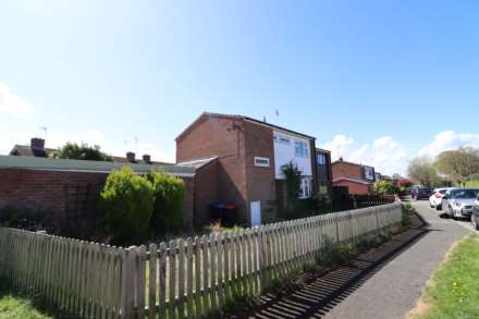 Station Road, Neston, Image 24