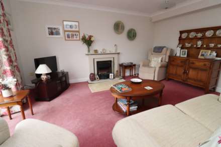 Brunsborough Close, Bromborough, Image 8