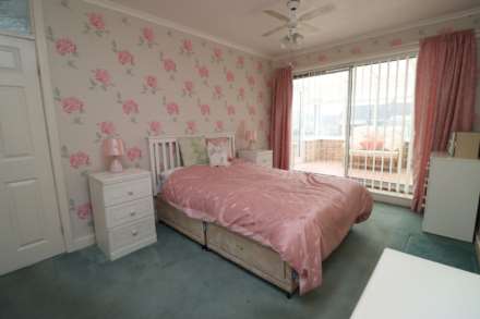 Renfrew Avenue, Eastham, Image 10