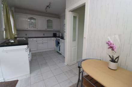 Renfrew Avenue, Eastham, Image 5