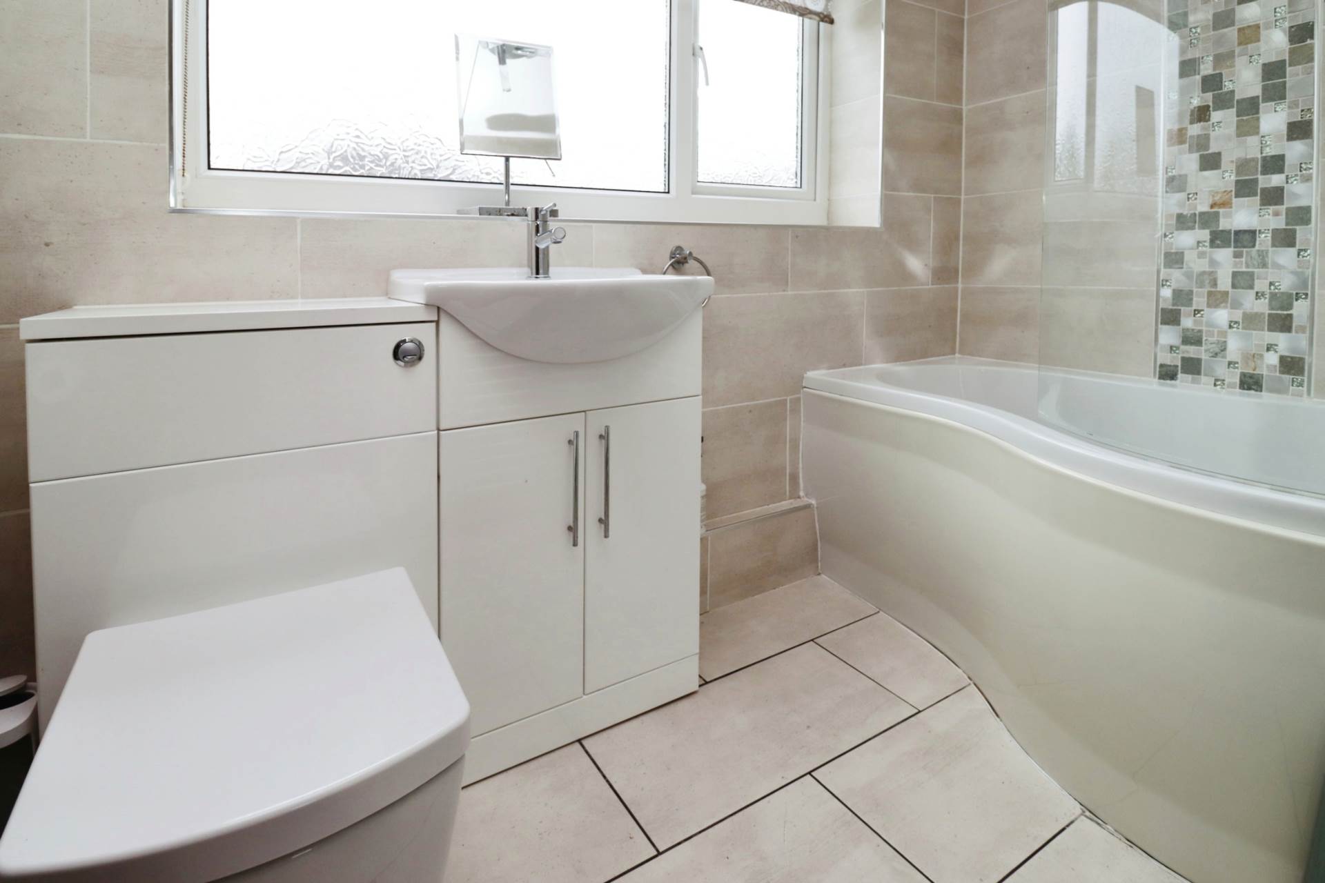 Plymyard Avenue, Bromborough, Image 12