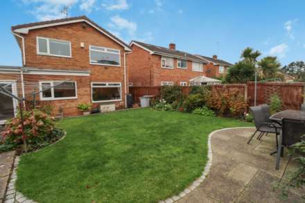 Plymyard Avenue, Bromborough, Image 16