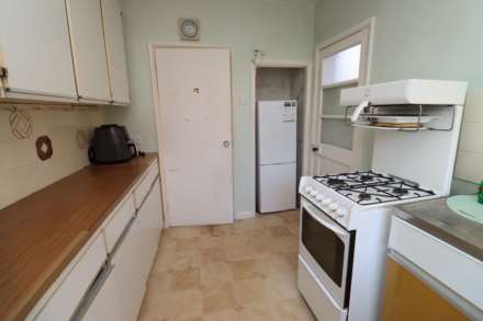 Westminster Drive, Bromborough, Image 6