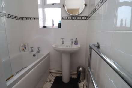 Alistair Drive, Bromborough, Image 13