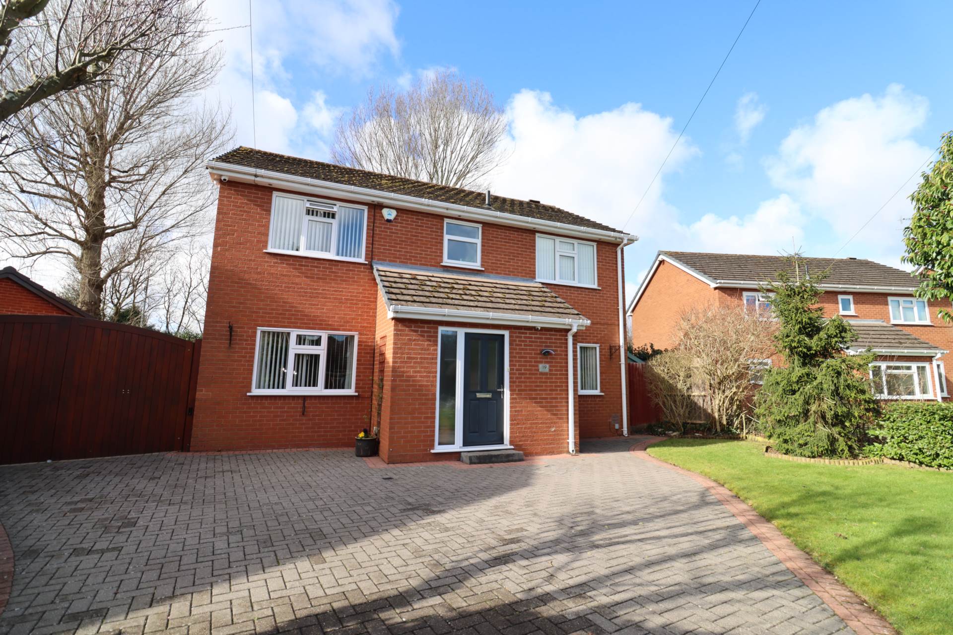Gorsefield Close, Bromborough, Image 1