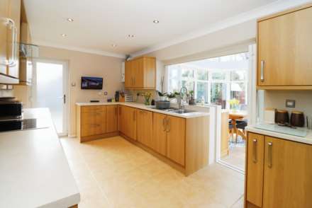 Gorsefield Close, Bromborough, Image 20