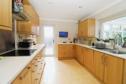 Gorsefield Close, Bromborough, Image 23