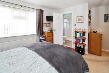 Gorsefield Close, Bromborough, Image 25
