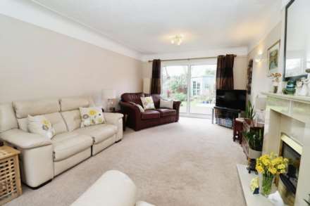Gorsefield Close, Bromborough, Image 4
