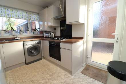 Dearnford Avenue, Eastham, Image 5