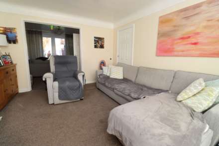 Dearnford Avenue, Eastham, Image 6