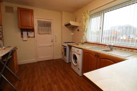 Clifton Avenue, Eastham, Image 16