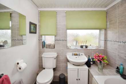 Dearnford Avenue, Bromborough, Image 20