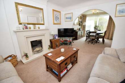 Dearnford Avenue, Bromborough, Image 6