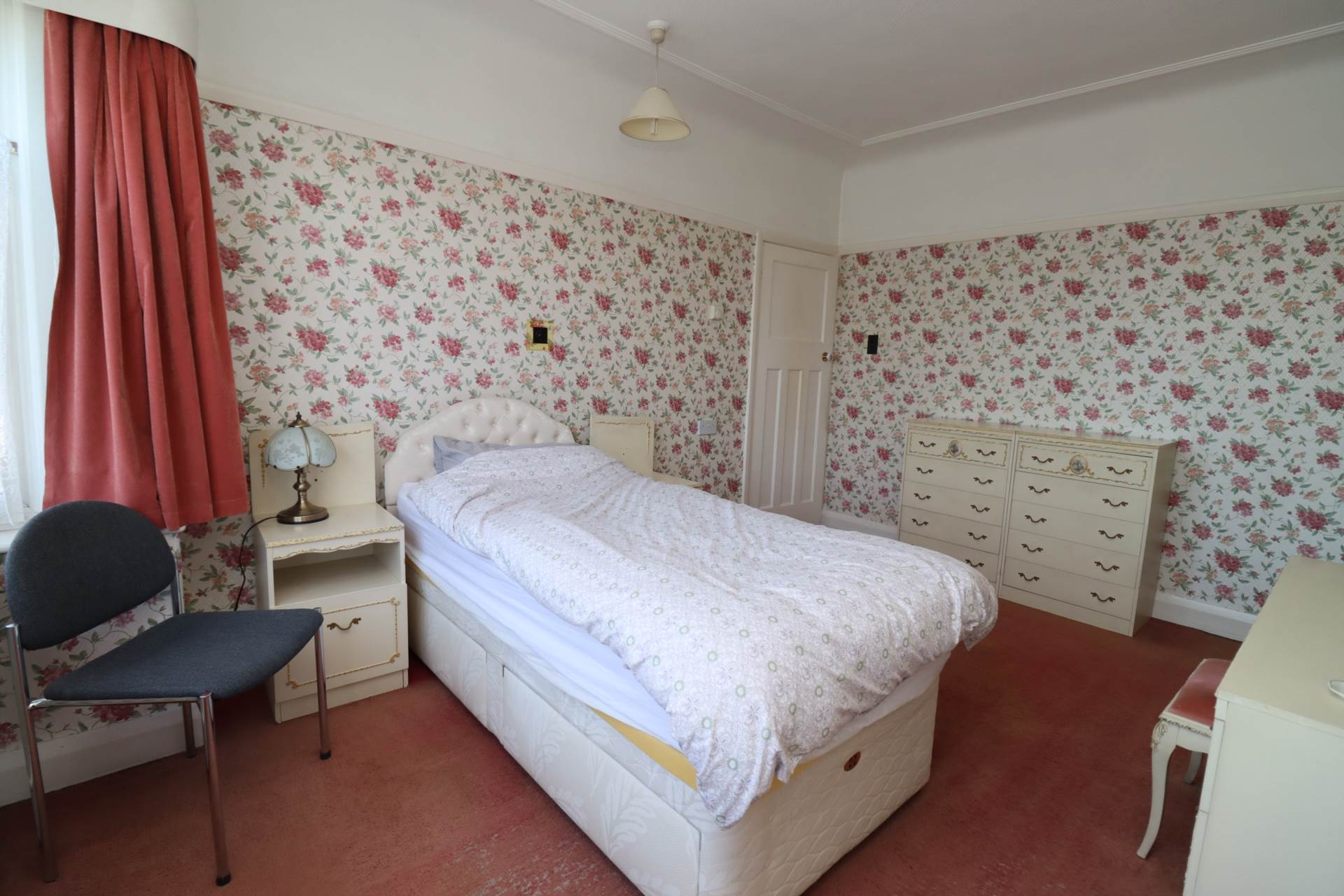 Bridle Road, Bromborough, Image 13