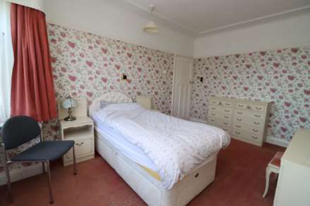 Bridle Road, Bromborough, Image 13