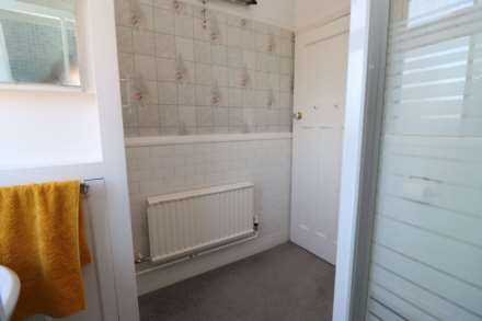Bridle Road, Bromborough, Image 17