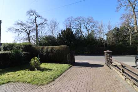 Bridle Road, Bromborough, Image 25