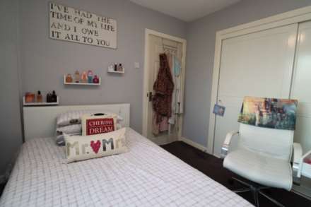 Parkwood Close, Bromborough, Image 15