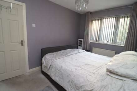 Parkwood Close, Bromborough, Image 17