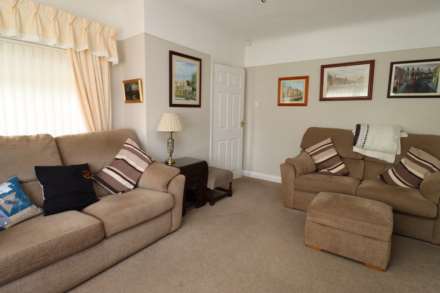 Marten Avenue, Bromborough, Image 4